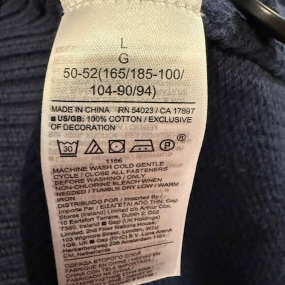 Organic Cotton V-Neck Patch Sweater Cardigan - Picture 15 of 16